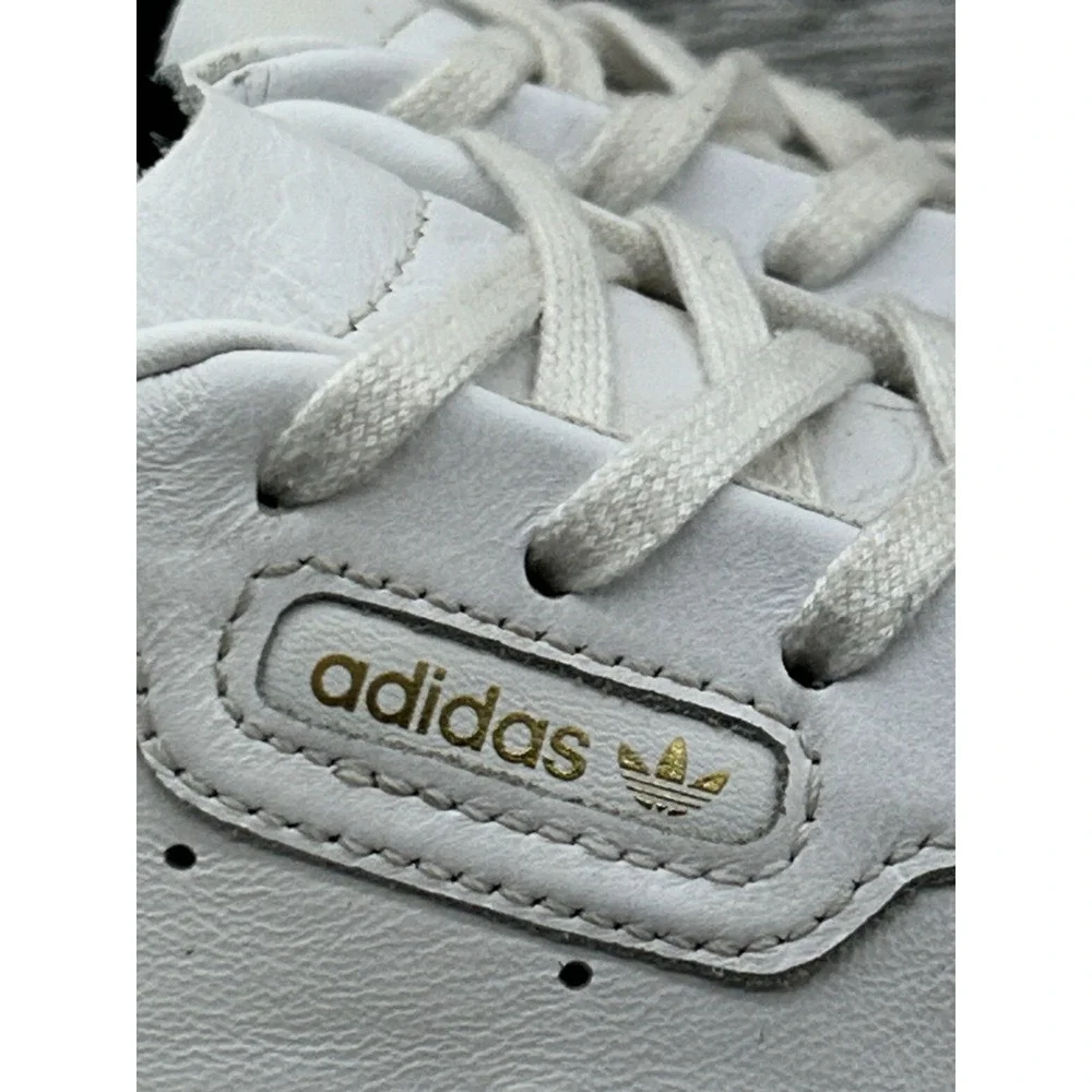 Adidas Sleek White Gold Leather Casual Sneakers Womens 7‎